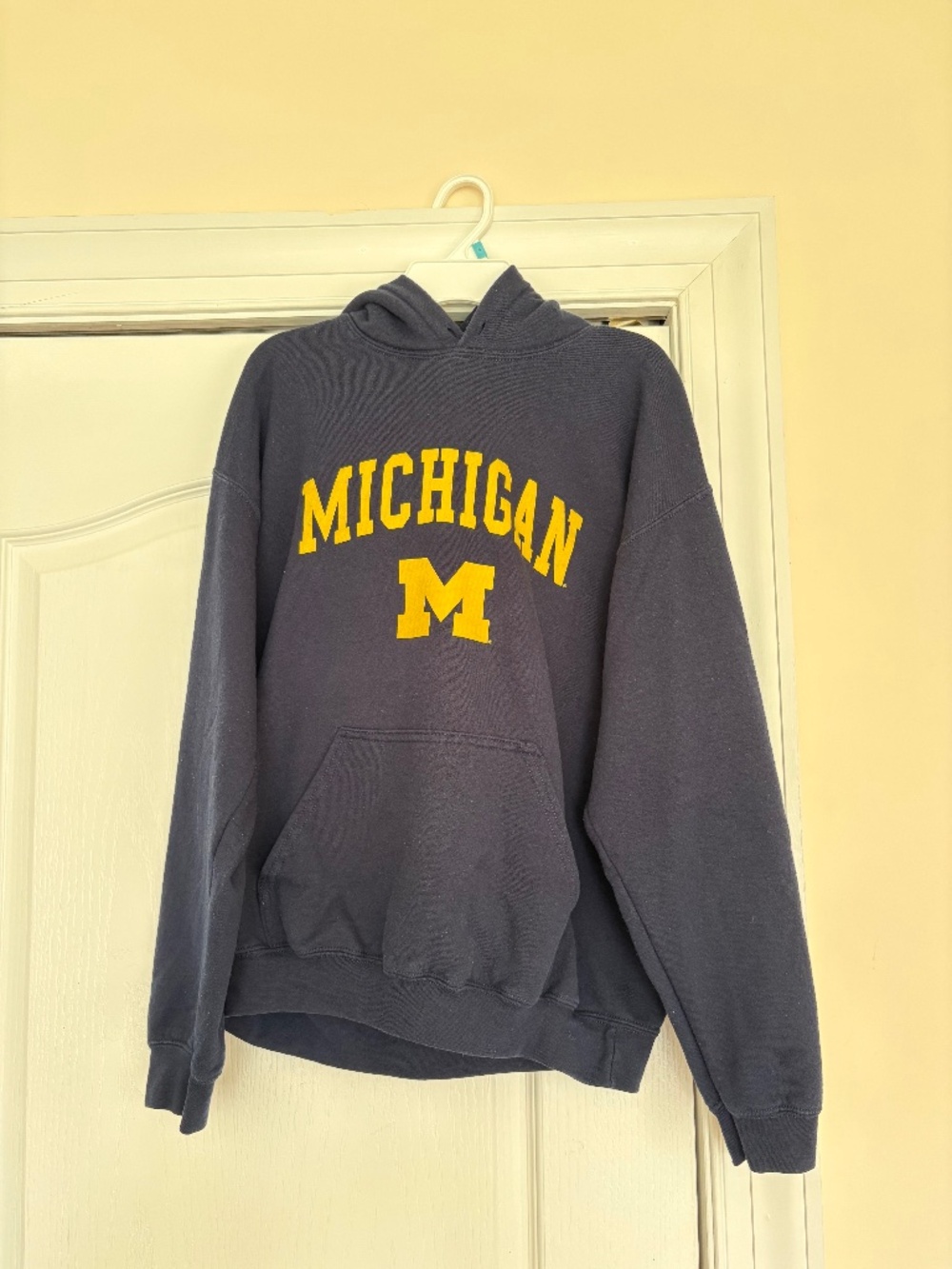 Gildan Michigan Wolverines Navy Blue Spell Out Hoodie Sweatshirt Size S